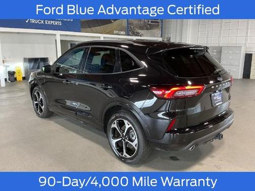 2023 Ford Escape ST-LINE SELECT