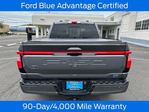CARBONIZED GRAY METALLIC 2023 Ford F-150 LARIAT