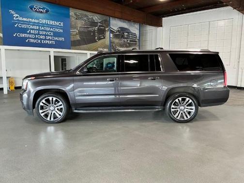 2017 GMC Yukon XL DENALI