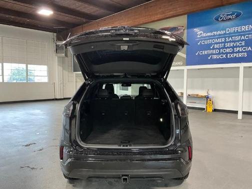 2022 Ford Edge ST LINE