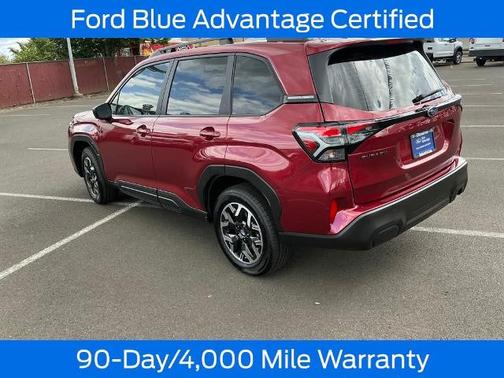 2025 Subaru Forester BASE