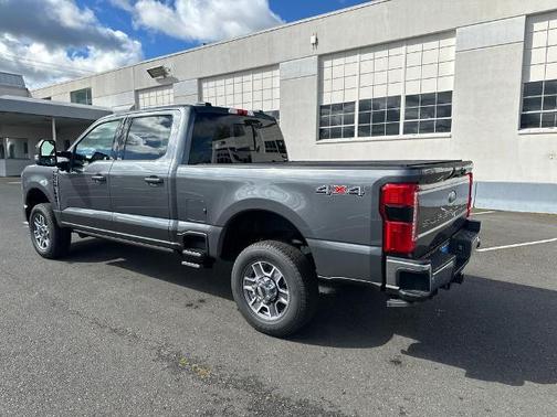 CARBONIZED GRAY 2026 Ford F-250 LARIAT
