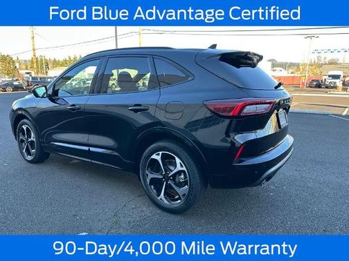 2023 Ford Escape ST-LINE ELITE