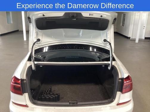 2017 Volkswagen Passat 1.8T SE