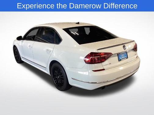 2017 Volkswagen Passat 1.8T SE