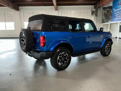 2021 Ford Bronco OUTER BANKS