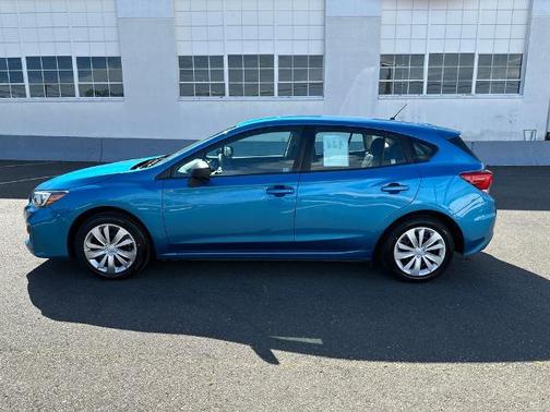 Island Blue Pearl 2018 Subaru Impreza 2.0I
