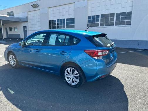 Island Blue Pearl 2018 Subaru Impreza 2.0I