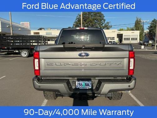2022 Ford F-350 LARIAT SUPER DUTY