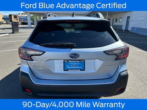 Ice Silver Metallic 2023 Subaru Outback PREMIUM