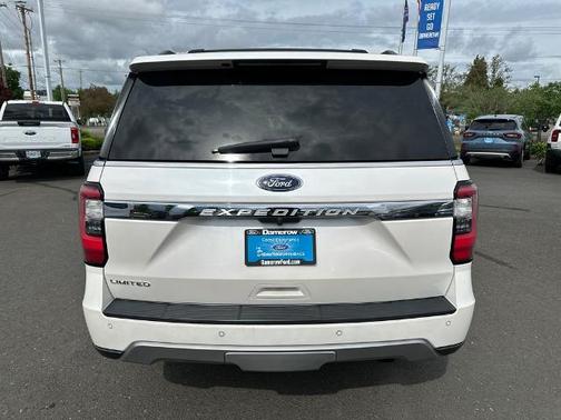 WHITE PLATINUM MET TRI-COAT 2018 Ford Expedition LIMITED