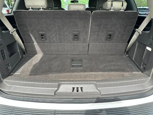 WHITE PLATINUM MET TRI-COAT 2018 Ford Expedition LIMITED
