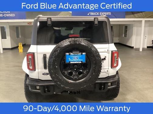 2023 Ford Bronco WILDTRAK