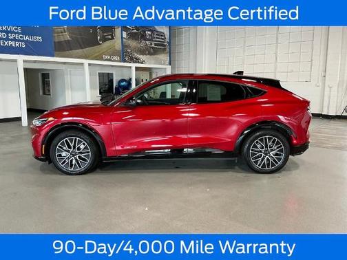 2024 Ford Mustang Mach-E PREMIUM