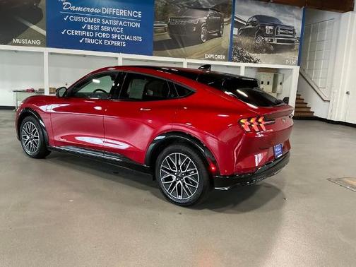 2024 Ford Mustang Mach-E PREMIUM