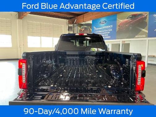 2024 Ford F-350 LARIAT SUPER DUTY