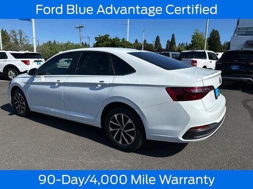 Pure White 2023 Volkswagen Jetta 1.5T S