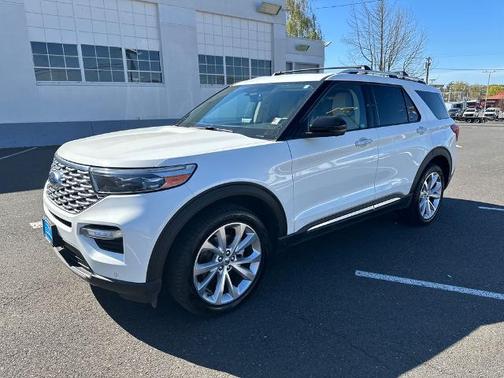 STAR WHITE MET TRI-COAT 2022 Ford Explorer PLATINUM