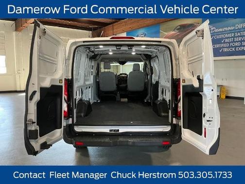 2018 Ford Transit-250 130 WB LOW ROOF CARGO