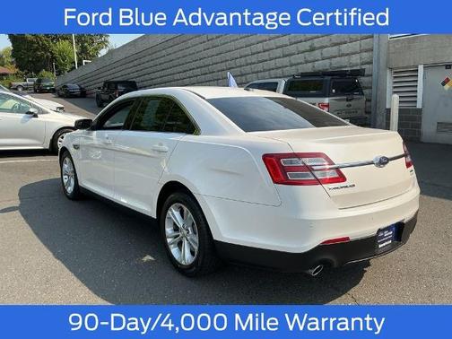 2016 Ford Taurus SEL