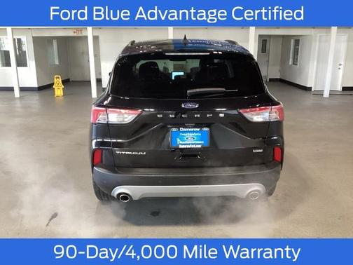 2022 Ford Escape TITANIUM