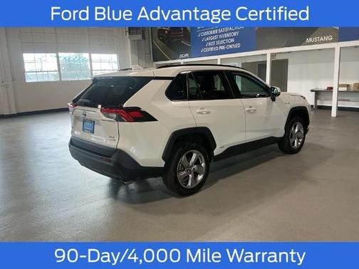 2021 Toyota RAV4 XLE PREMIUM