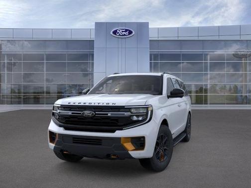 SPACE SILVER METALLIC 2026 Ford Expedition TREMOR