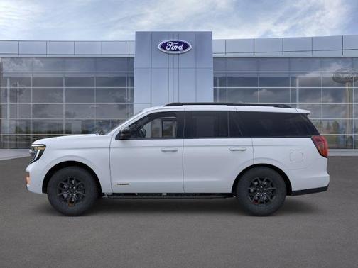 SPACE SILVER METALLIC 2026 Ford Expedition TREMOR