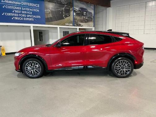 2024 Ford Mustang Mach-E PREMIUM