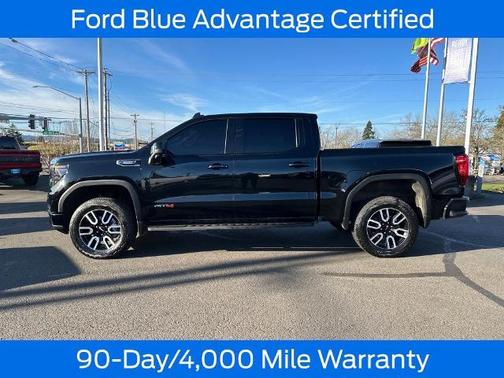 2025 GMC Sierra 1500 AT4