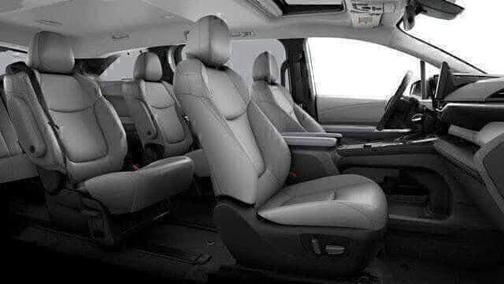 Wind Chill Pearl 2026 Toyota Sienna XLE
