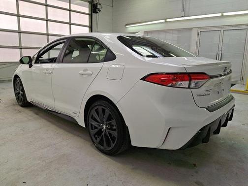 2024 Toyota Corolla Hybrid SE