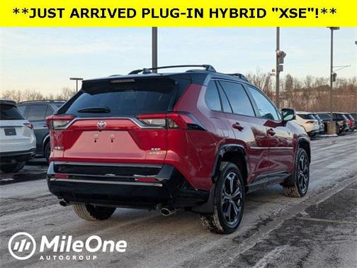 2025 Toyota RAV4 Hybrid SE