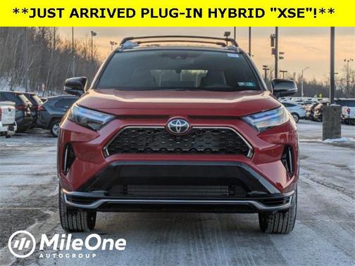 2025 Toyota RAV4 Hybrid SE