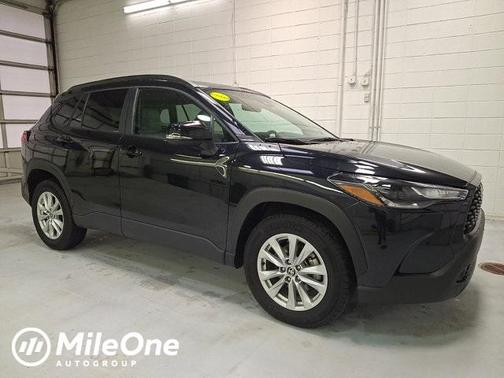 2024 Toyota Corolla Cross LE