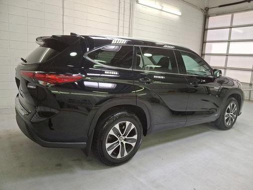 2020 Toyota Highlander Hybrid XLE