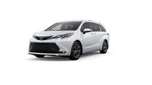 Wind Chill Pearl 2026 Toyota Sienna Platinum