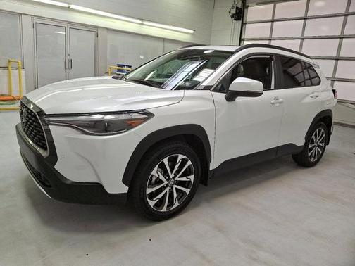 2022 Toyota Corolla Cross XLE