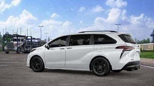Ice 2026 Toyota Sienna Woodland Edition