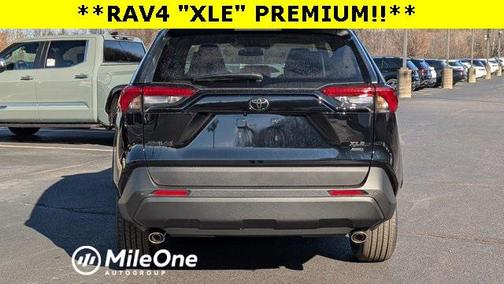 2025 Toyota RAV4 XLE Premium