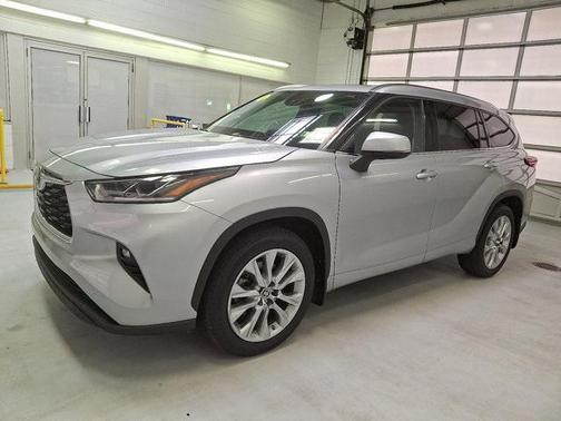 2021 Toyota Highlander Limited