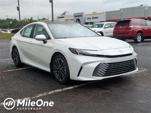 2025 Toyota Camry XLE