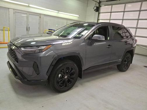 2024 Toyota RAV4 Hybrid SE