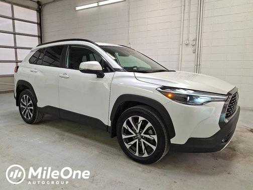 2023 Toyota Corolla Cross XLE