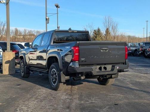 2025 Toyota Tacoma TRD Off-Road
