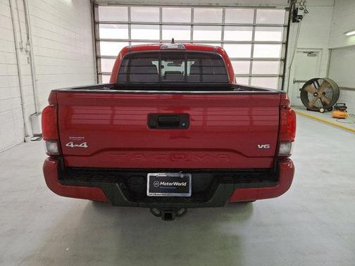 2022 Toyota Tacoma SR
