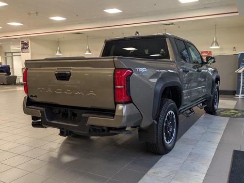 2025 Toyota Tacoma TRD Off-Road
