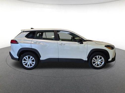 Wind Chill Pearl 2023 Toyota Corolla Cross L