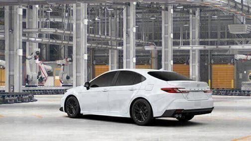 Ice Cap 2026 Toyota Camry SE