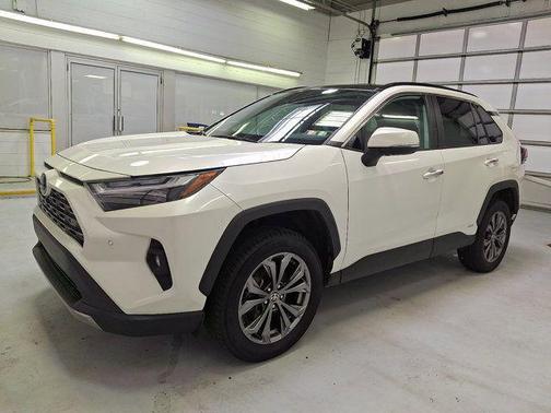 Blizzard Pearl 2022 Toyota RAV4 Hybrid Limited